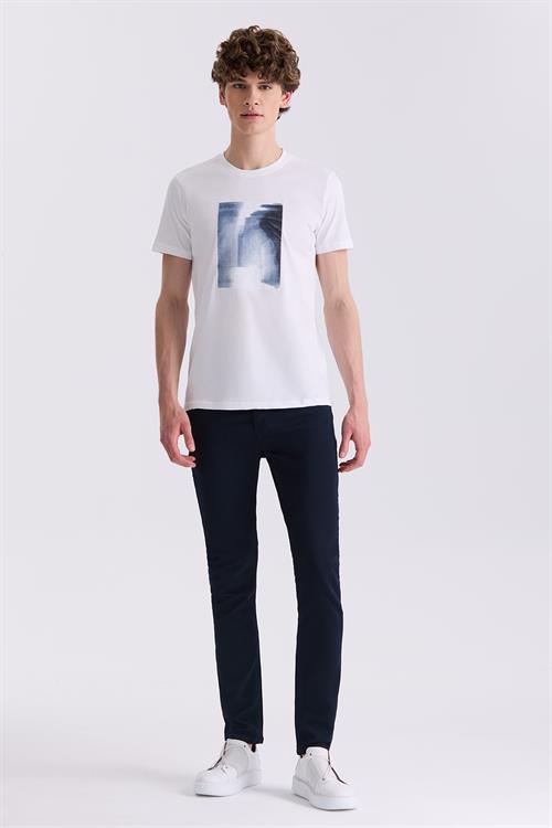 Beyaz Slim Fit Baskılı Bisiklet  Yaka T-Shirt