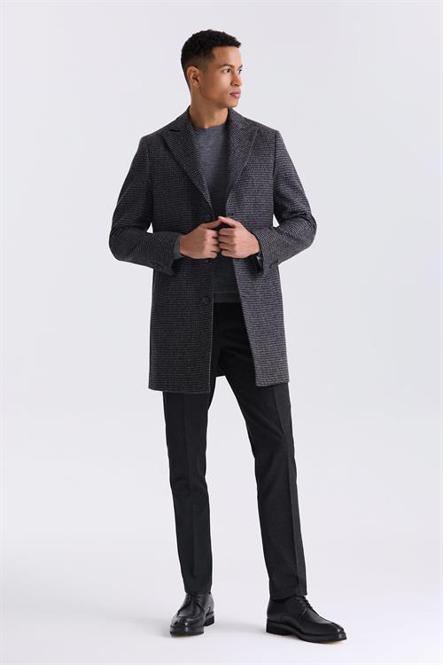 Siyah Comfort Fit Sivri Yaka Kareli Desenli Yünlü Kaşe Kaban