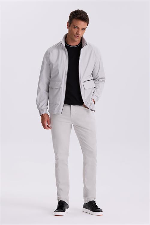 Taş Comfort Fit Dik Yaka Mevsimlik Mont