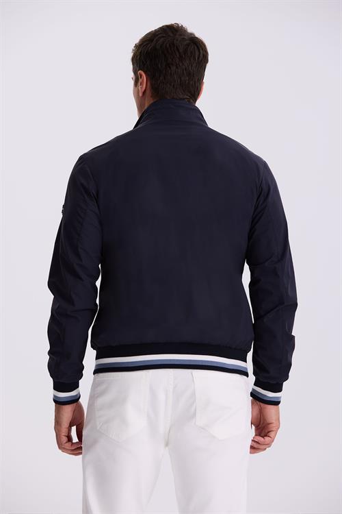 Lacivert Comfort Fit Dik Yaka Rahat Kesim Mevsimlik Mont 