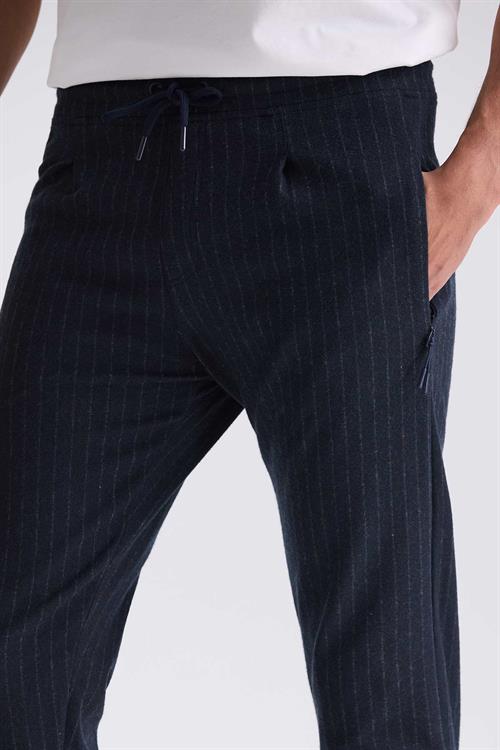 Lacivert Slim Fit Beli Lastikli Çizgili Jogger Pantolon