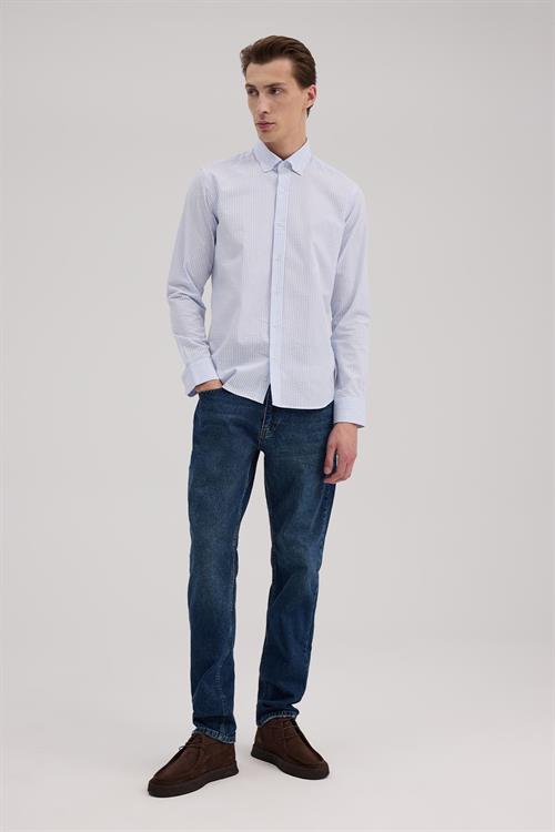 Mavi Rahat Kalıp - Comfort Fit Gömlek YAKA ÜSTTEN DÜĞMELİ