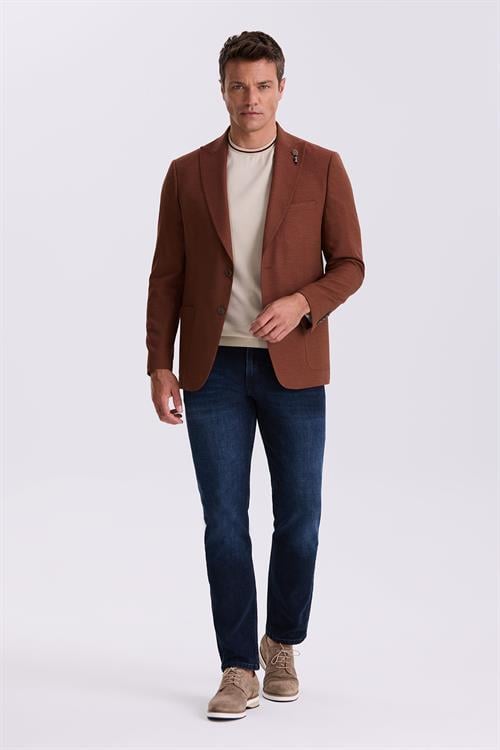 Kızıl Klasik Kalıp Kırlangıç Yaka Torba Cep Ceket