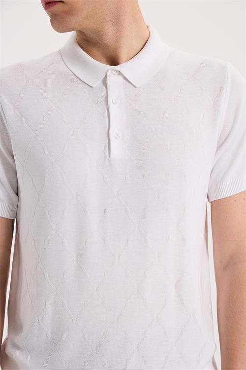 Beyaz Dar Kalıp - Slim Fit T-Shirt Polo Düğmeli