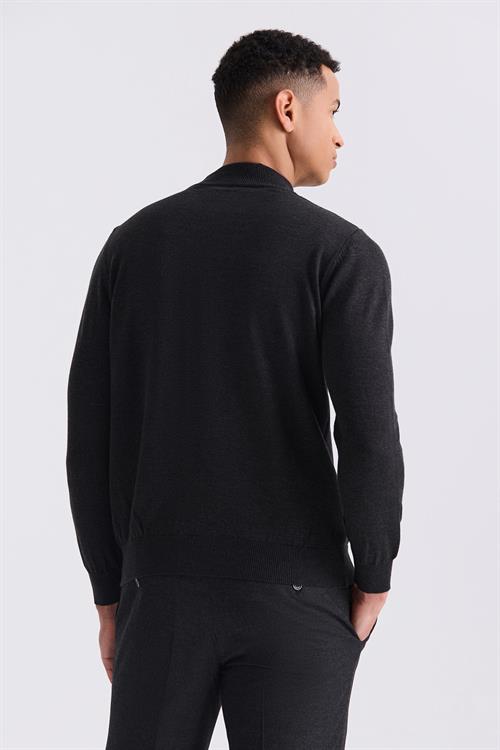 Antrasit Slim Fit Yarım Balıkçı Triko Kazak