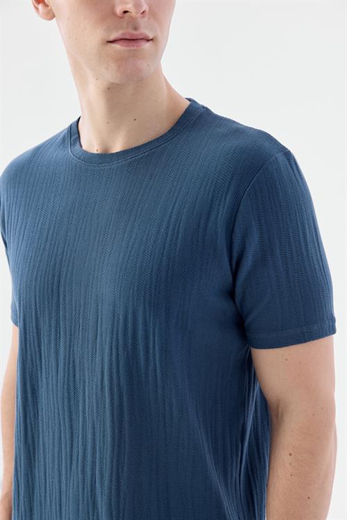 Dar Kalıp - Slim Fit Serili T-Shirt-Jakamen  Bisiklet Yaka  Serili