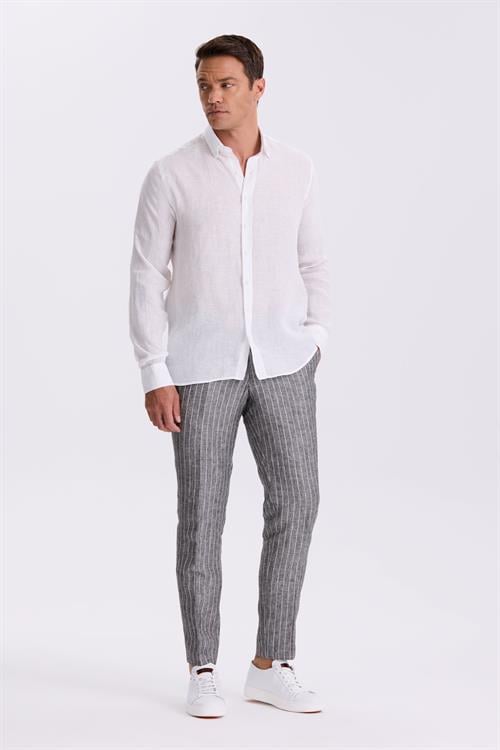 Beyaz %100 Keten Düğmeli Yaka Comfort Fit Gömlek