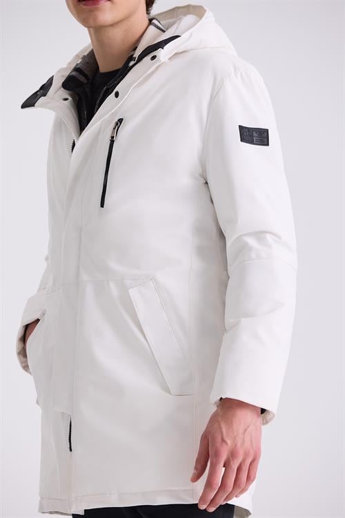 Taş Comfort Fit Kapüşonlu Gizli Fermuarlı Kışlık Mont