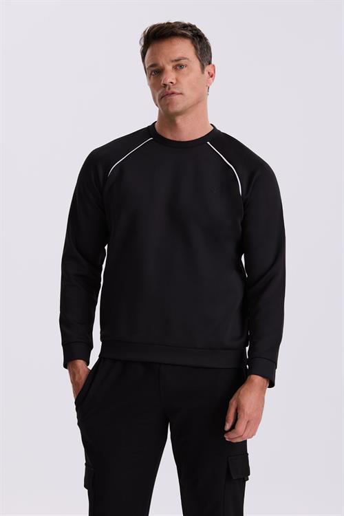 Siyah Slim Fit Pamuk Karışımlı Bisiklet Yaka Sweatshirt