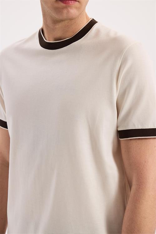 Beyaz Slim Fit Bisiklet Yaka %100 Pamuk T-Shirt