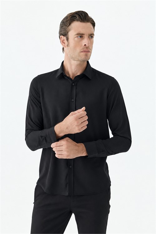 Siyah Desenli Klasik Yaka Comfort Fit Gömlek