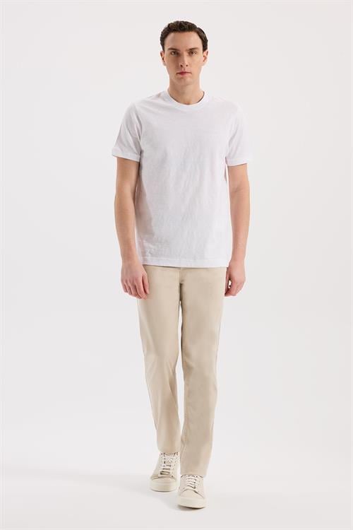 Beyaz Dar Kalıp - Slim Fit T-Shirt Bisiklet Yaka