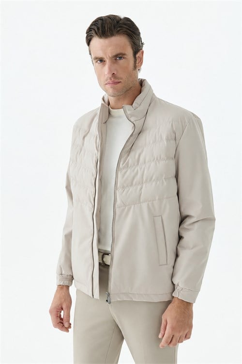 Bej Comfort Fit Dik Yaka Spor Mont Mont