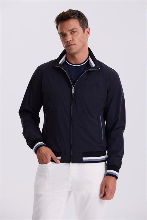 Lacivert Comfort Fit Dik Yaka Rahat Kesim Mevsimlik Mont 