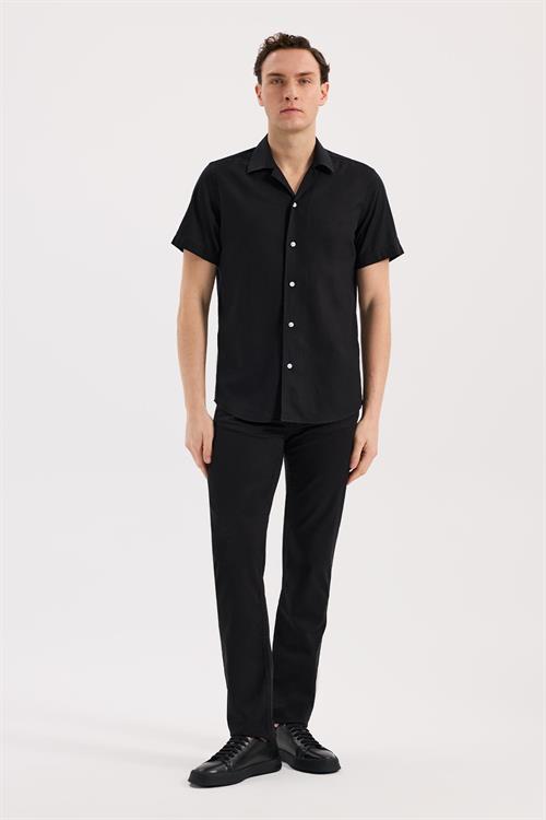 Siyah Rahat Kalıp - Comfort Fit Gömlek Klasik Yaka