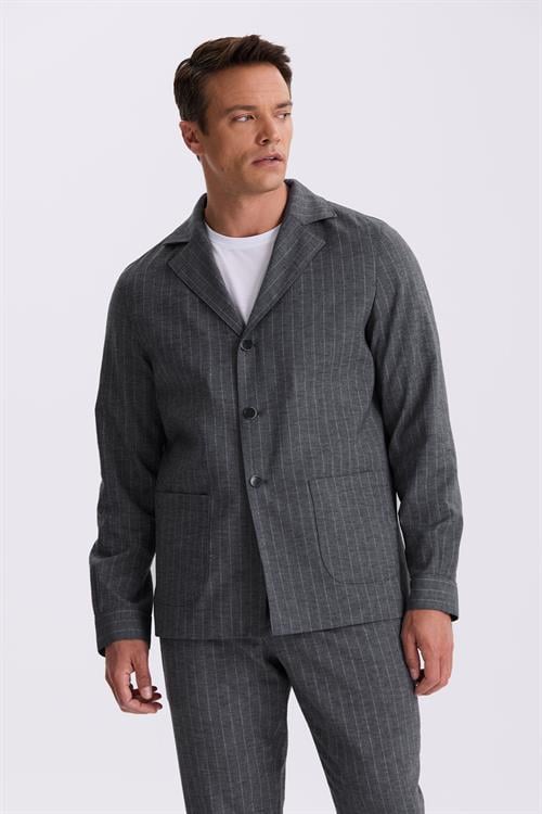 Antrasit Slim Fit Apaş Yaka Keten Karışımlı Çift Yırtmaçlı Çizgili Takım Elbise