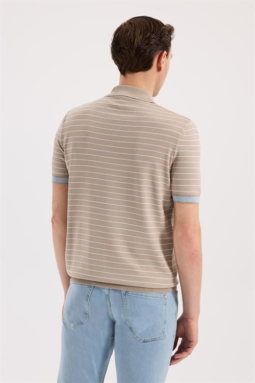 Bej Dar Kalıp - Slim Fit T-Shirt Polo Düğmeli