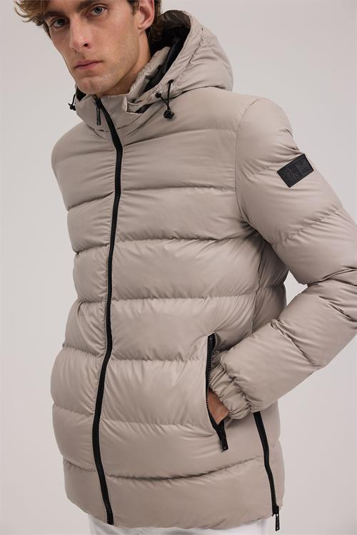 Bej Klasik Kalıp - Regular Fit Mont Kapüşonlu