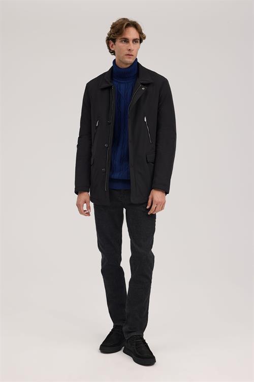 Siyah Rahat Kalıp - Comfort Fit Mont Berberi Yaka