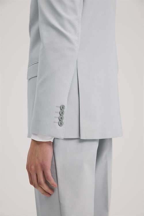 Gri Slim Fit Mono Yaka Çift Yırtmaçlı Yelekli Takım Elbise