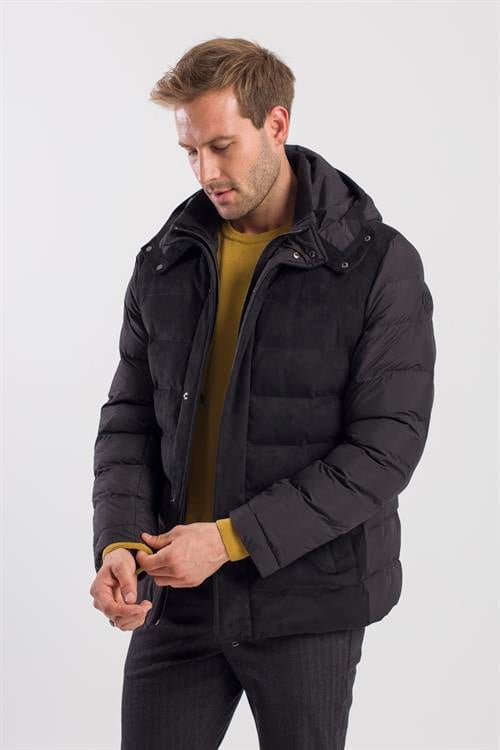 Siyah Comfort Fit Kapüşonlu Şişme Mont