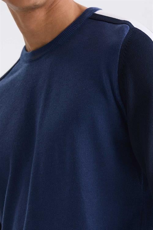 Mavi Slim Fit Şerit Detaylı Bisiklet Yaka Triko Kazak