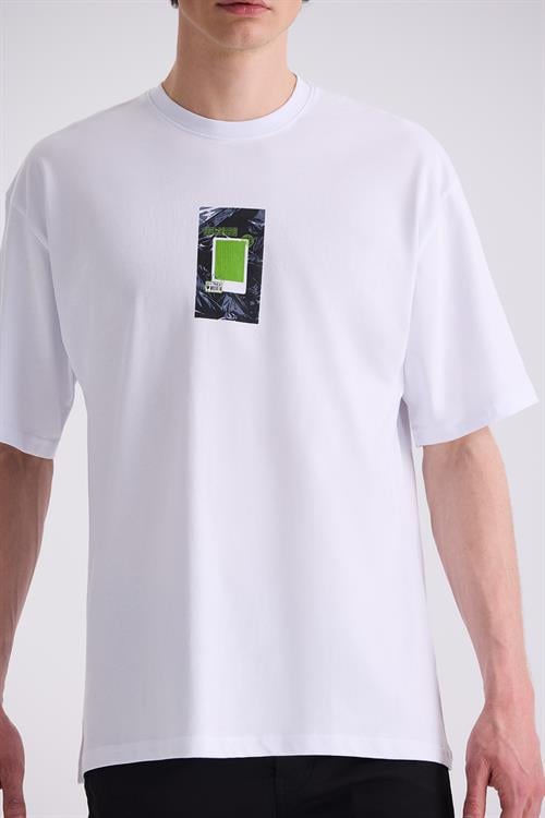 Beyaz Over Size Baskılı Bisiklet Yaka T-Shirt