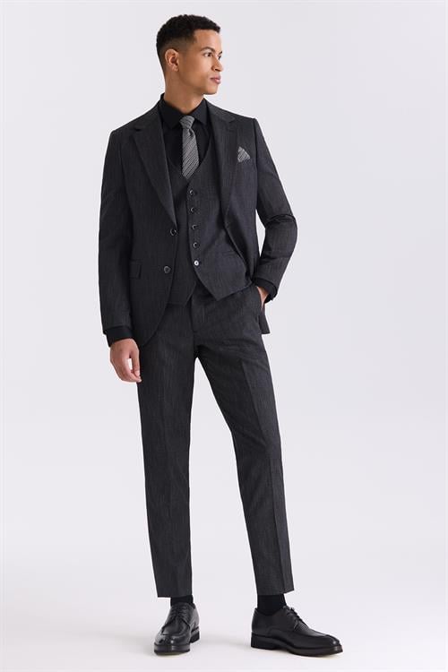 Siyah Slim Fit Mono Yaka Yelekli Takım Elbise	