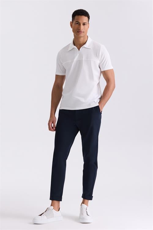Beyaz Slim Fit Fermuarlı Polo Yaka T-Shirt