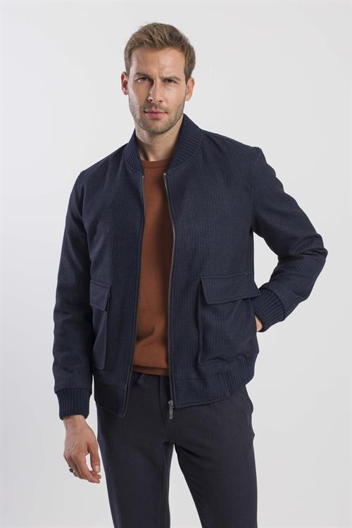 Lacivert Comfort Fit Kolej Yaka Çizgili Mont