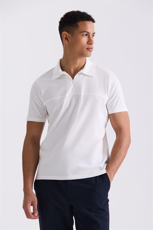 Beyaz Slim Fit Fermuarlı Polo Yaka T-Shirt