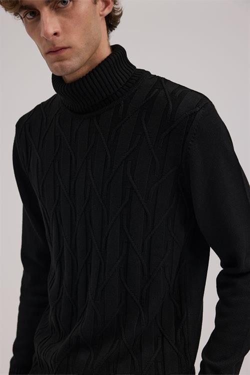 Siyah Dar Kalıp - Slim Fit Triko Tam Balıkcı Yaka