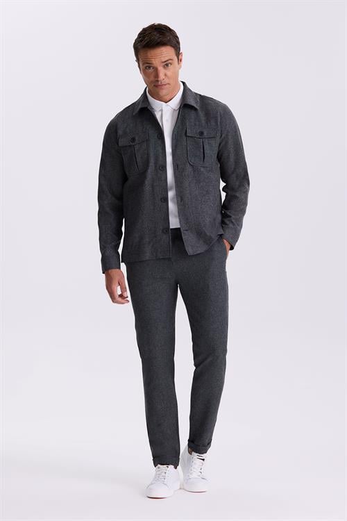 Siyah Slim Fit Bebe Yaka Cepli Spor Takım Elbise