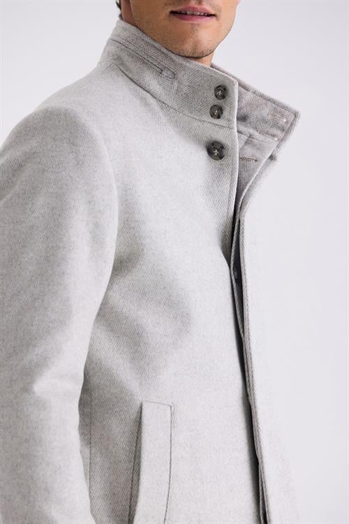 Gri Slim Fit Dik Yaka Balık Sırtı Desenli Yünlü Spor Kaban