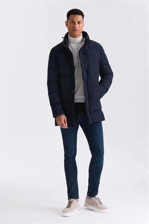 Lacivert Regular Fit Hakim Yaka Fermuarlı Kışlık Şişme Mont