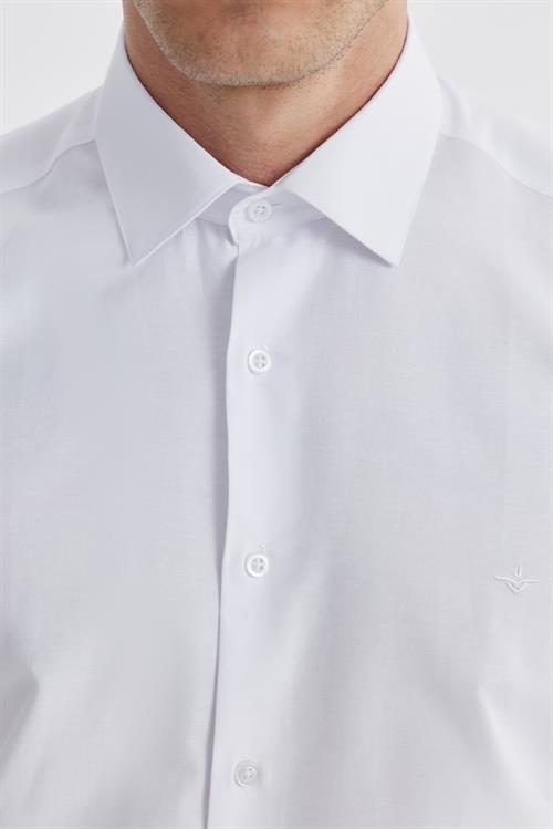 Beyaz Slim Fit İtalyan Yaka Uzun Kol Klasik Kravatlık Pamuklu Gömlek