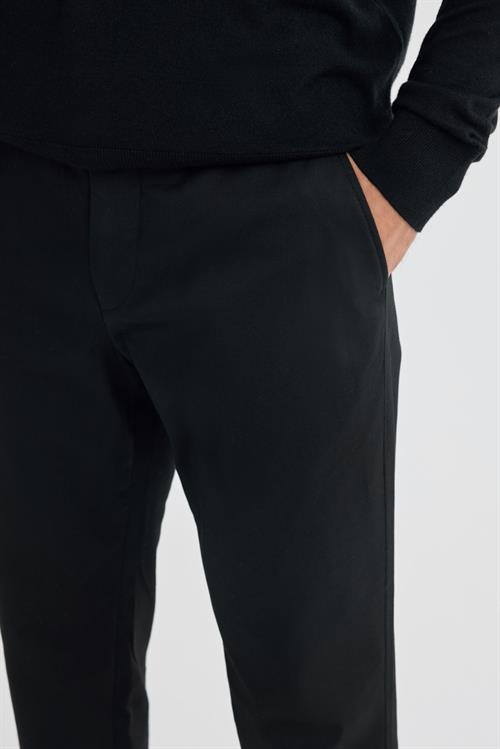 Rahat Kalıp - Comfort Fit Serili Pantolon Spor-Jakamen  Yan Cep  Serili