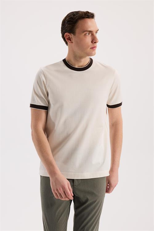 Beyaz Slim Fit Bisiklet Yaka %100 Pamuk T-Shirt