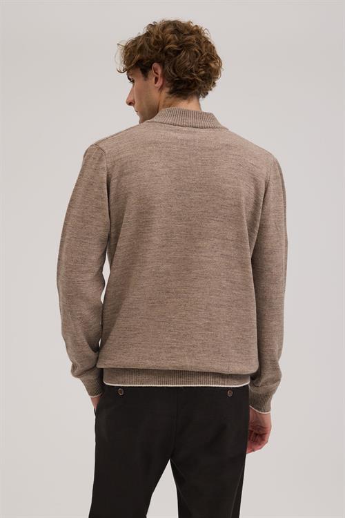 Kahve Slim Fit Fermuarlı Triko Kazak