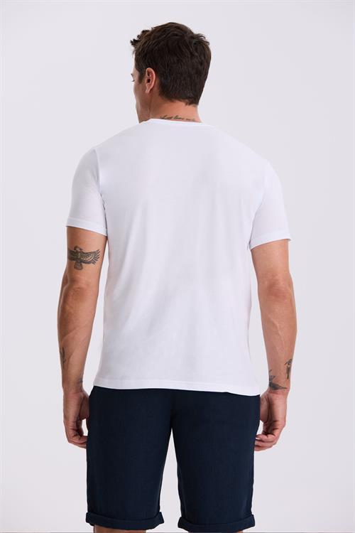 Beyaz %100 Pamuk Slim Fit Bisiklet Yaka Basic T-Shirt