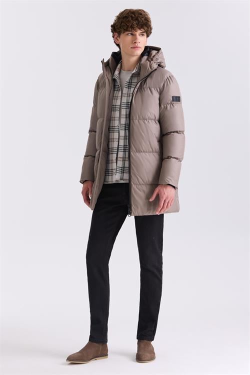 Vızon Comfort Fit Kapüşonlu Tam Dolum Kışlık Mont