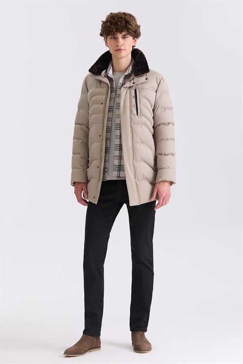 Vızon Regular Fit Yaka Kürklü Kışlık Mont Mont