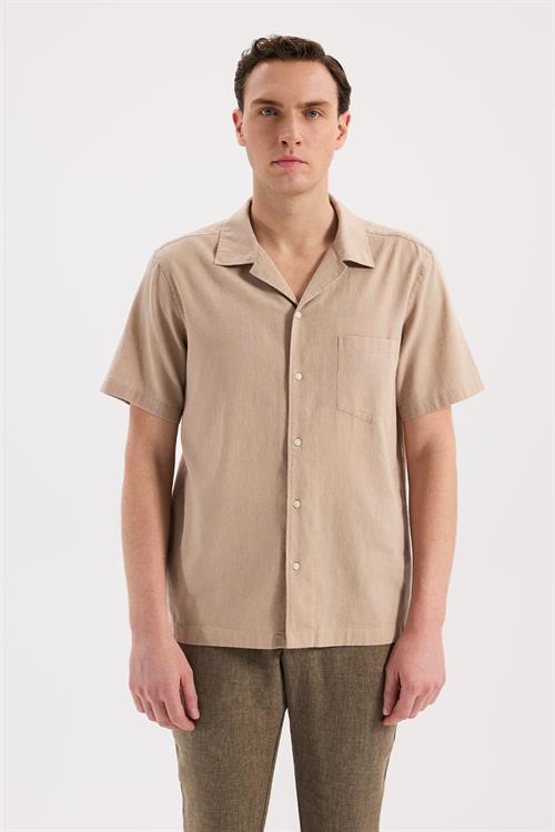 Bej Rahat Kalıp - Comfort Fit Gömlek Klasik Yaka