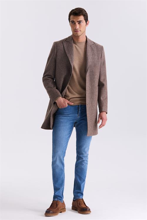 Kahve Comfort Fit Sivri Yaka Kareli Desenli Yünlü Kaşe Kaban
