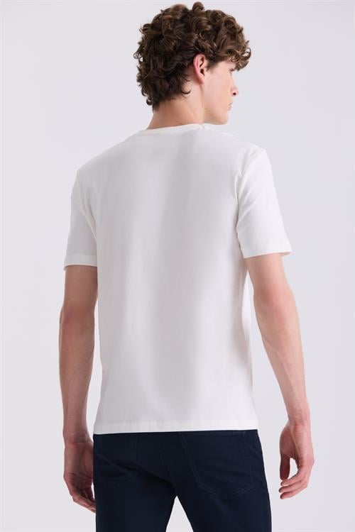 Ekru Slim Fit Bisiklet Yaka T-Shirt