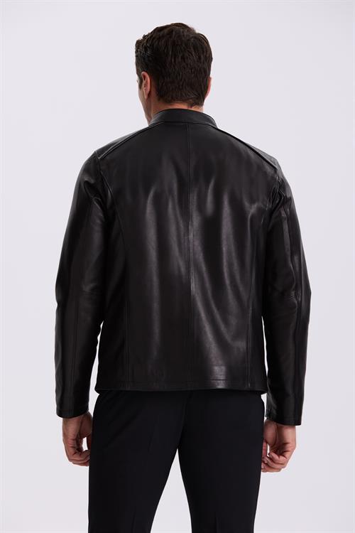 Siyah Comfort Fit Dik Yaka %100 Deri Mont 