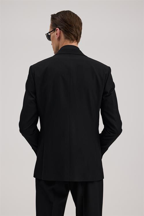 Siyah Slim Fit Kırlangıç Yaka Yelekli Takım Elbise