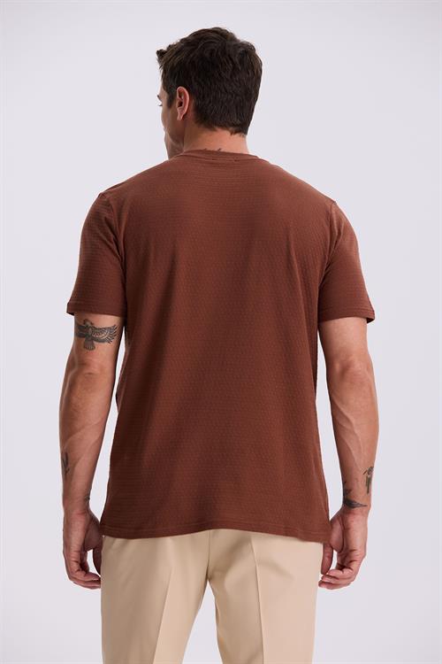 Kahve %100 Pamuk Desenli Bisiklet Yaka T-Shirt