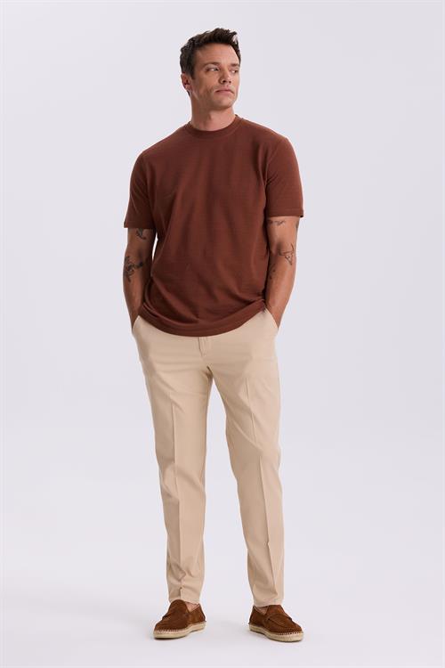 Kahve %100 Pamuk Desenli Bisiklet Yaka T-Shirt