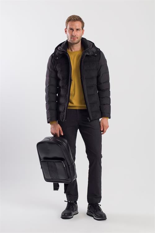 Siyah Comfort Fit Kapüşonlu Şişme Mont